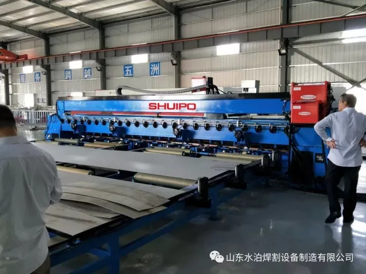 SHUIPO板材拼板對(duì)接機(jī) SHUIPO板材拼板對(duì)接機(jī)